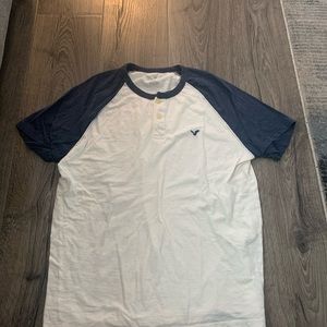 American Eagle t-shirt